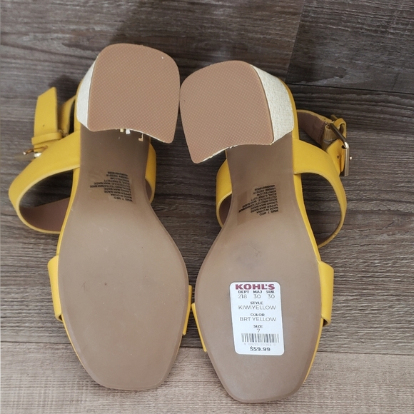 Apt. 9 chunky heeled yellow sandles size 7 NWT - Picture 5 of 6
